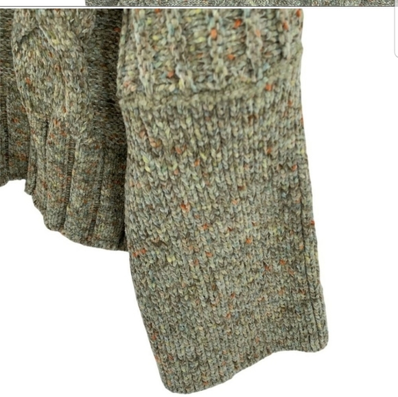 Moon & Madison Cozy Collection Sweater Size: S/M..Cowl Neck... Sage... 🆕 NEW - Picture 6 of 16